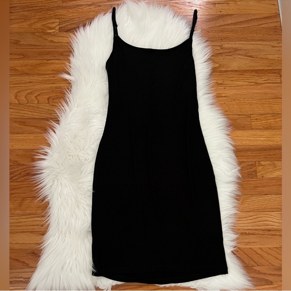 SKIMS Ribbed Soft Lounge Mini Slip Dress Black – Size M